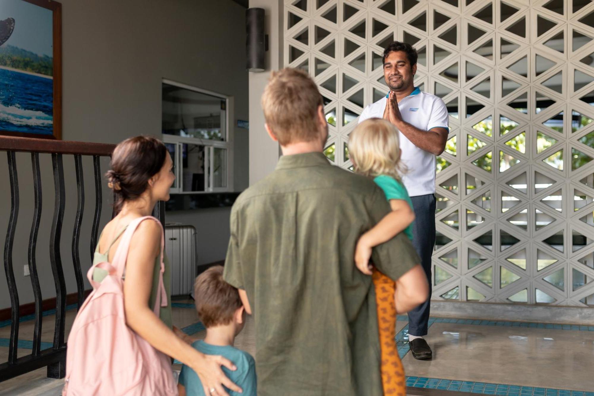 Oceanfront Condominium - Nilaveli Buitenkant foto