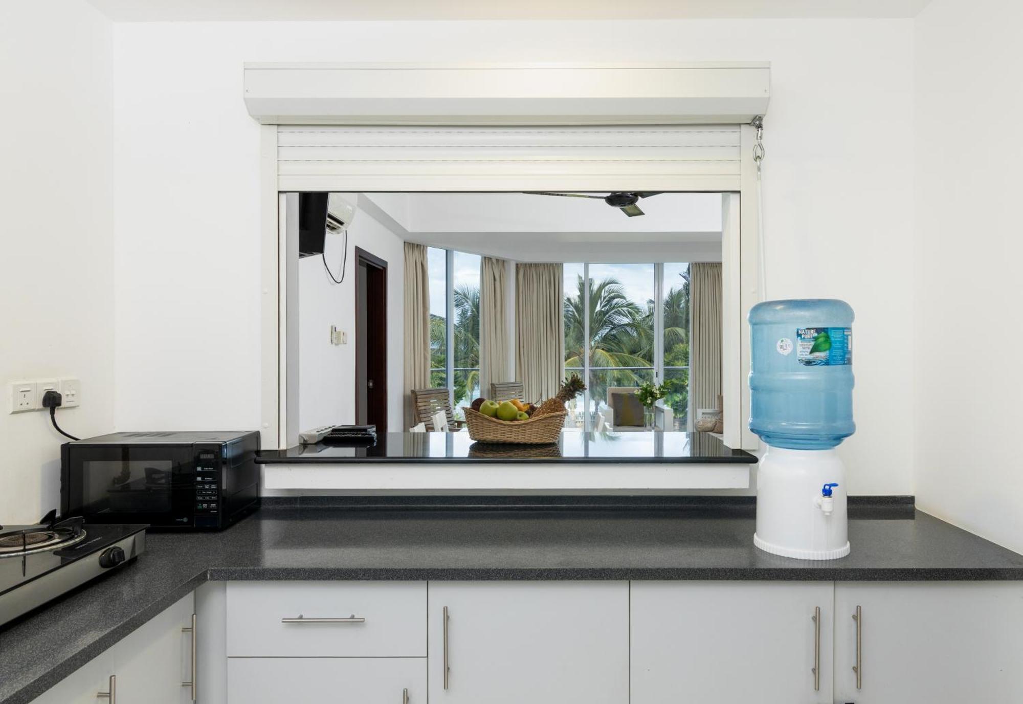 Oceanfront Condominium - Nilaveli Buitenkant foto