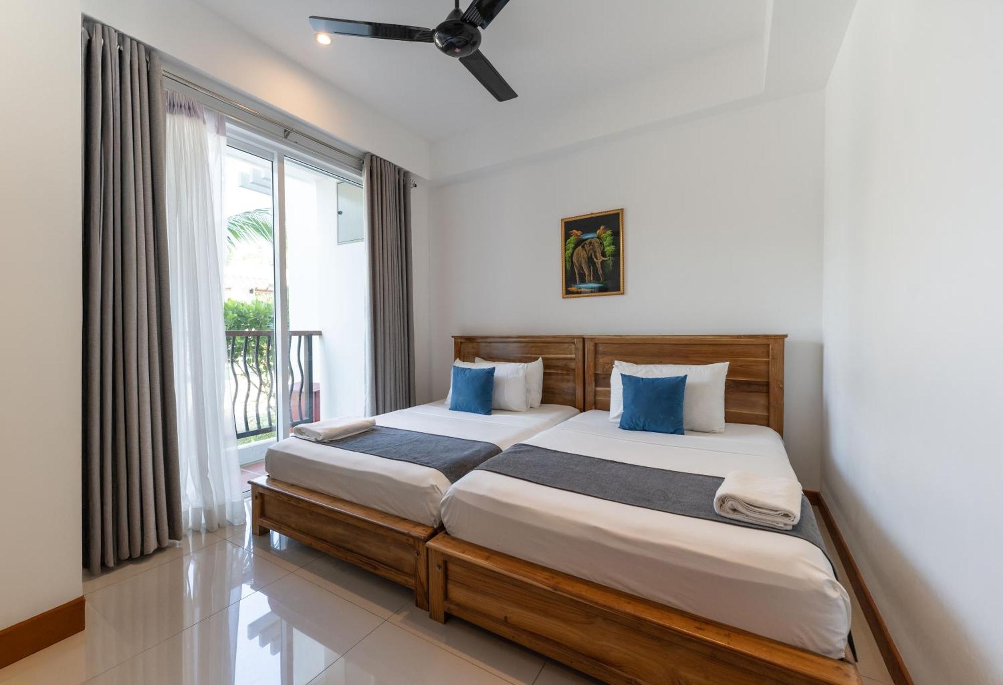 Oceanfront Condominium - Nilaveli Buitenkant foto
