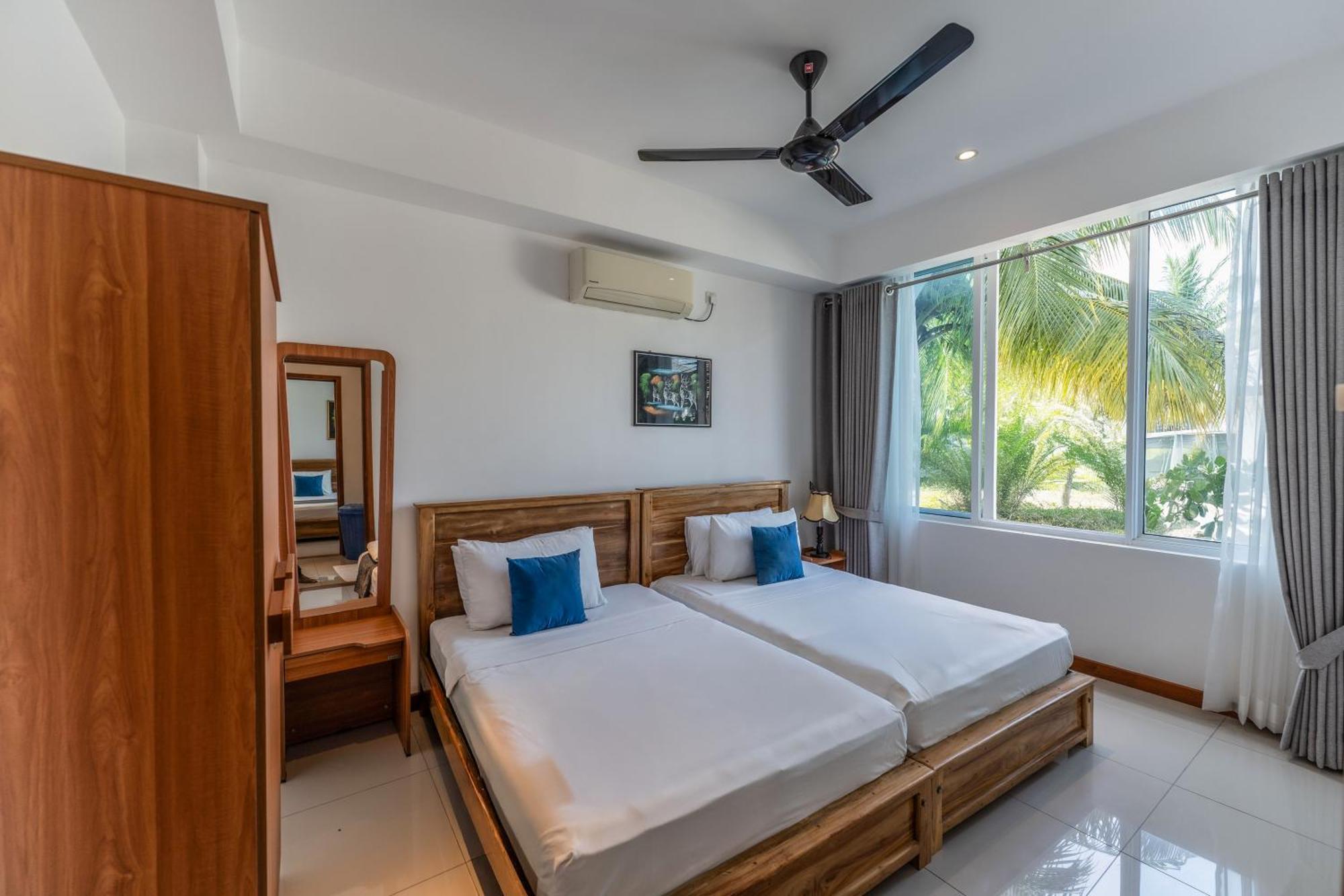 Oceanfront Condominium - Nilaveli Buitenkant foto