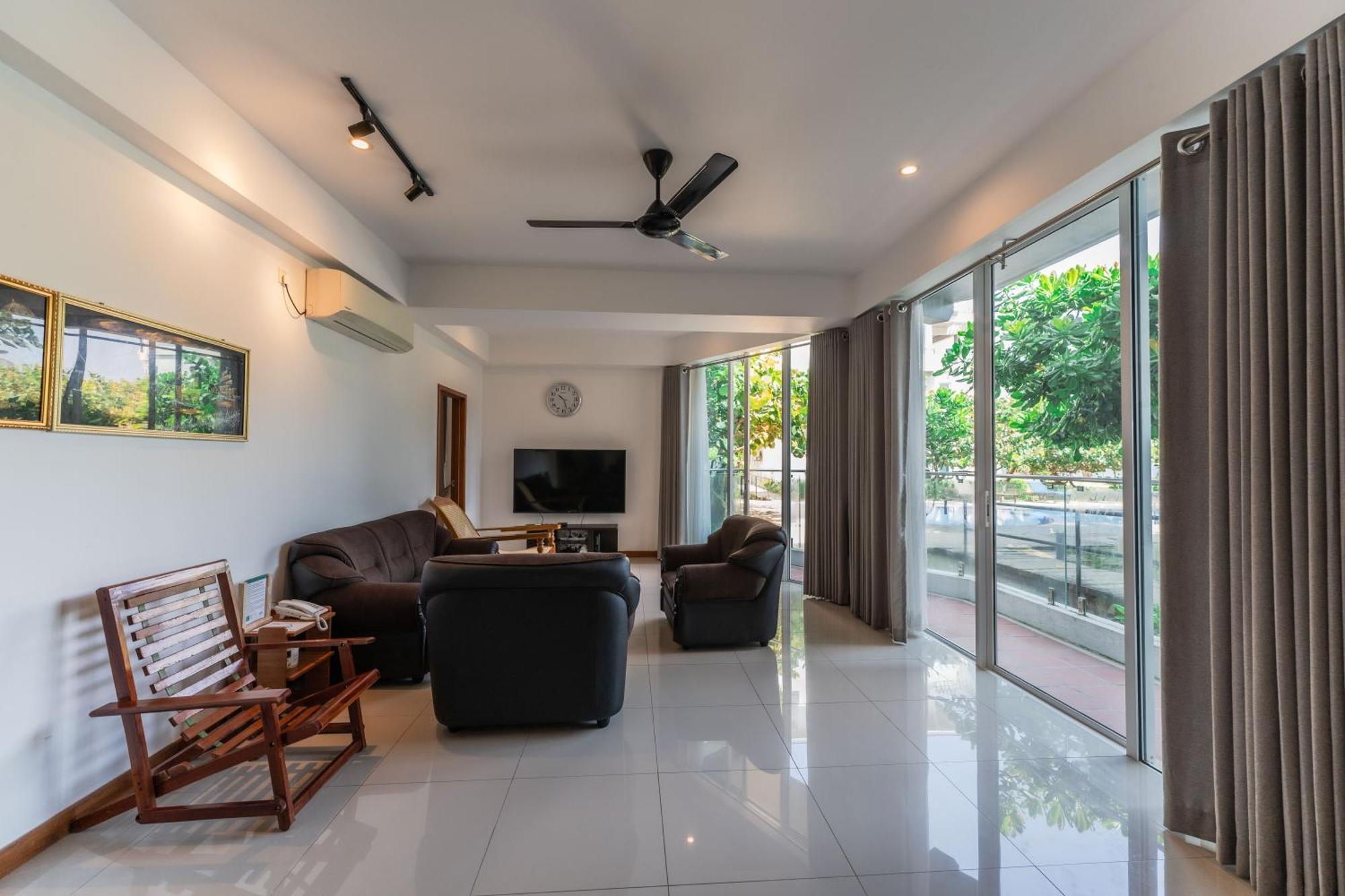 Oceanfront Condominium - Nilaveli Buitenkant foto