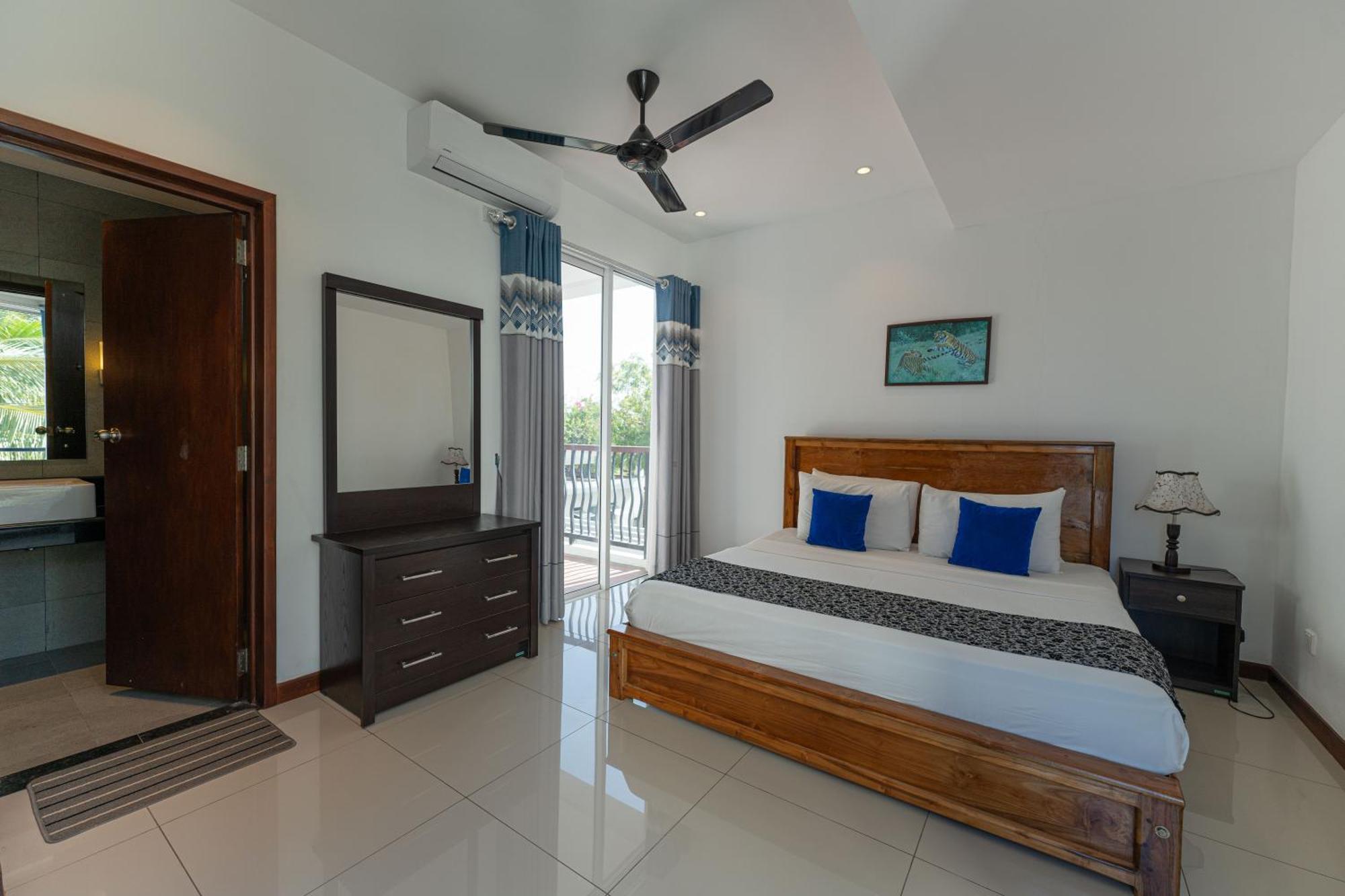 Oceanfront Condominium - Nilaveli Buitenkant foto