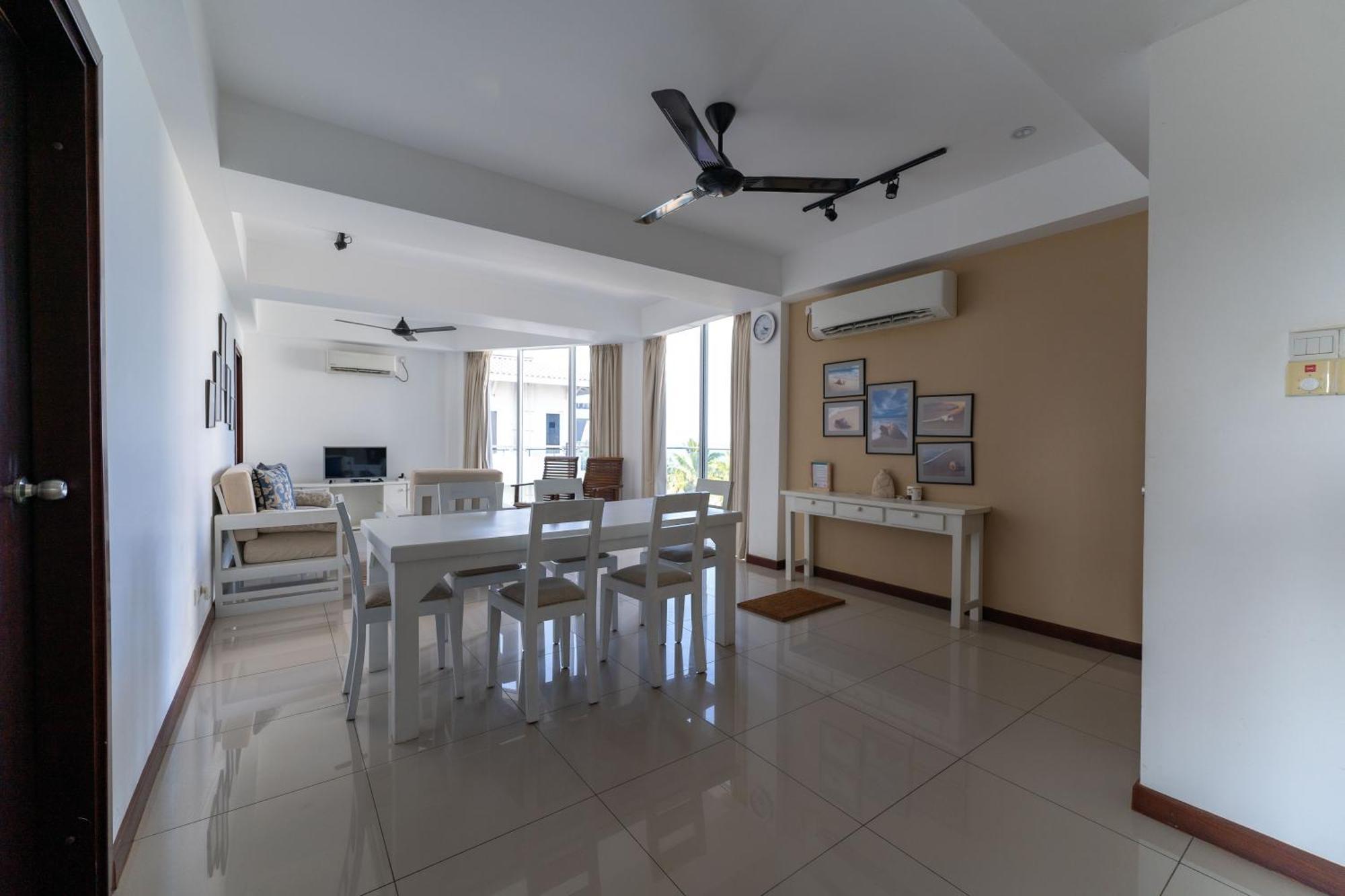Oceanfront Condominium - Nilaveli Buitenkant foto